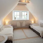 Apartment Dien Uttied *